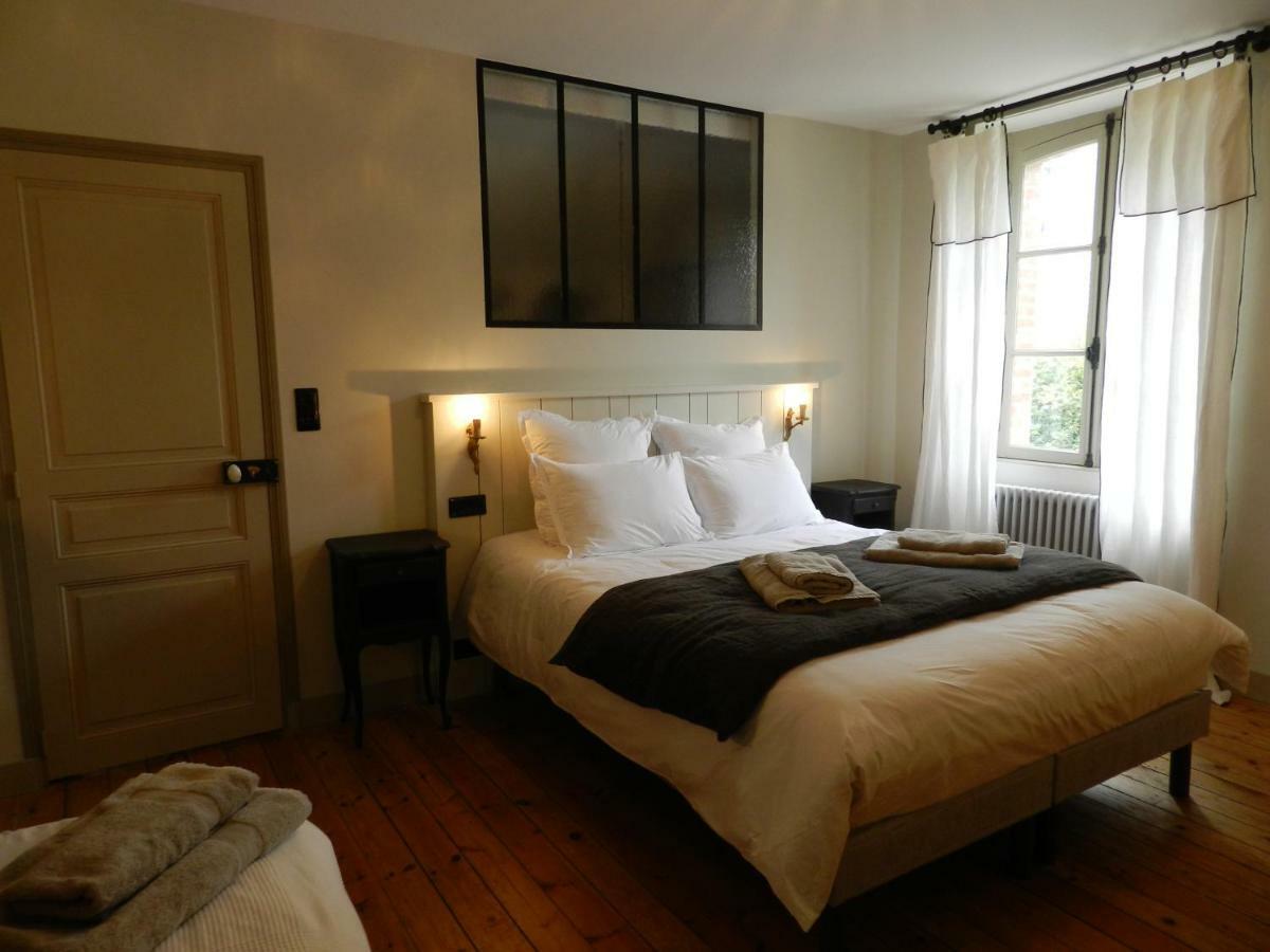 Domaine Le Gaudin - Saint Jean Le Thomas Villa Buitenkant foto